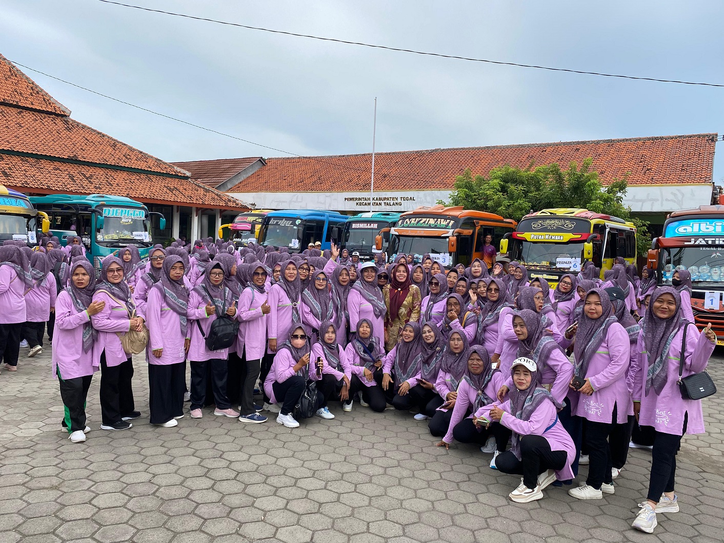 kegiatan-camat-talang-2025-senam-bersama-3